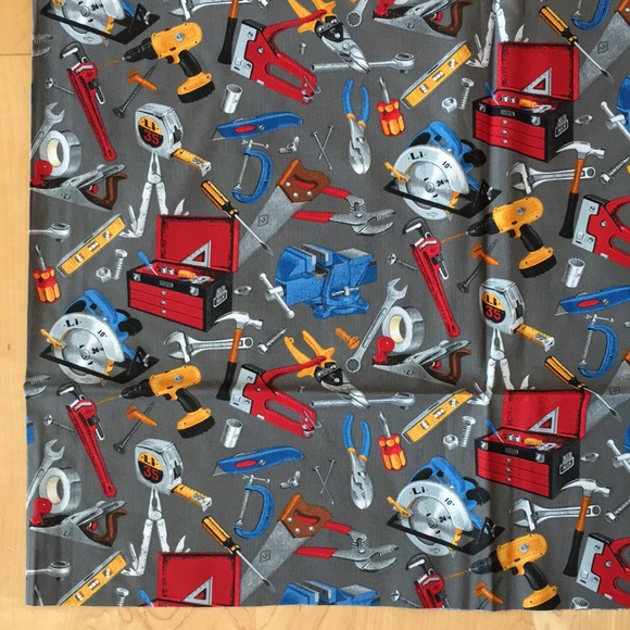 Tools / Construction Print Quilting Fabric - Picture 4 of 13